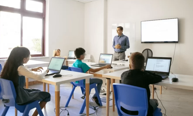 The Role Of Educational Speakers In Modern Learning Environments