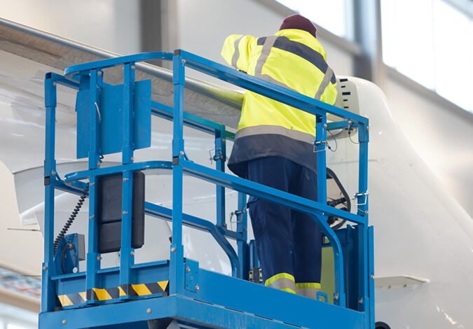 scissor lift hire Telford