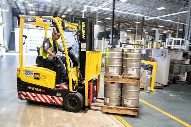 5 Benefits of OSHA-Compliant Forklift Certification