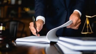 Factors affecting when choosing a family or Divorce Lawyer in the UAE